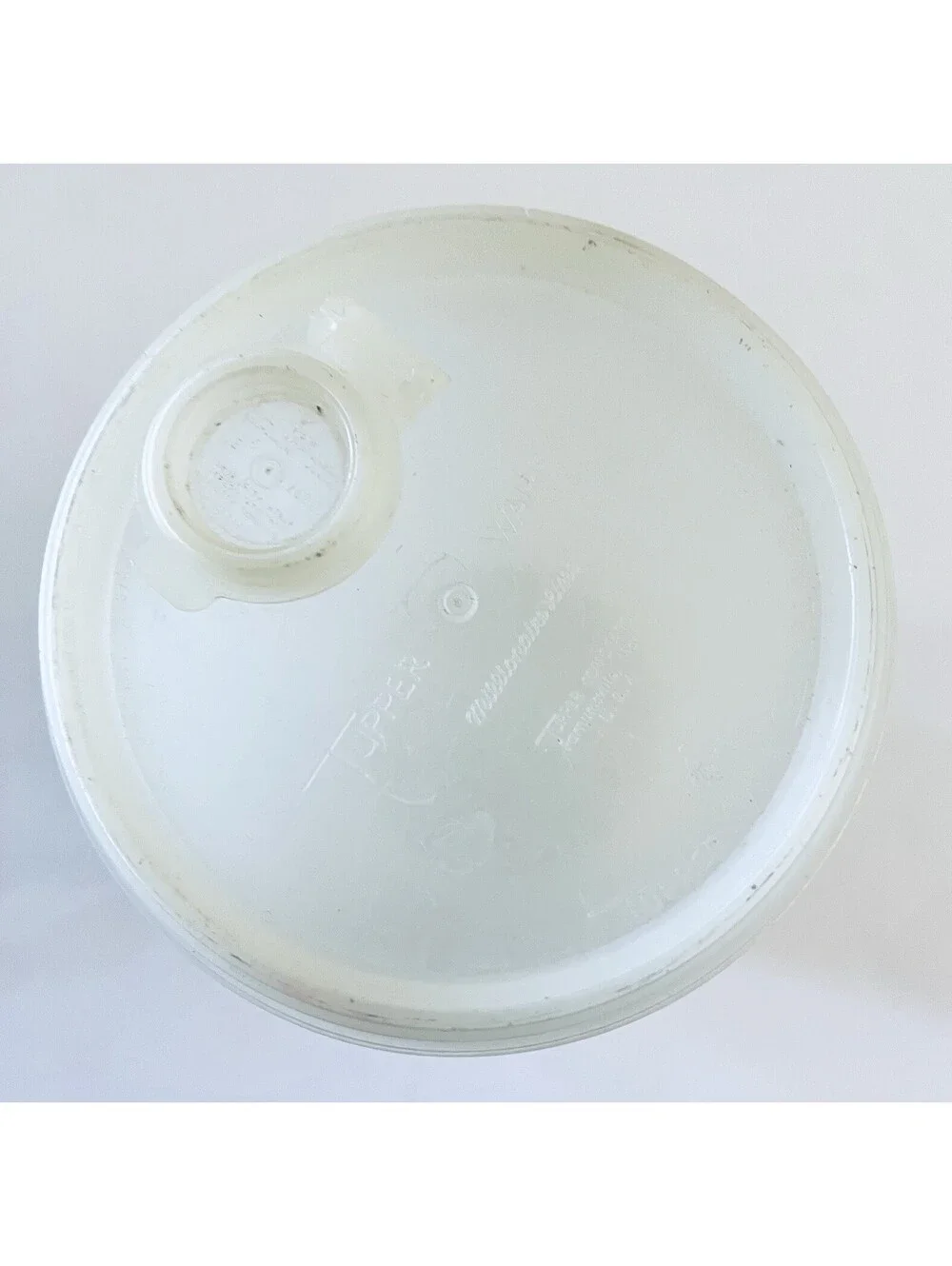 VTG Tupperware Handolier Container 321-1 White Canister w/ Seal #222